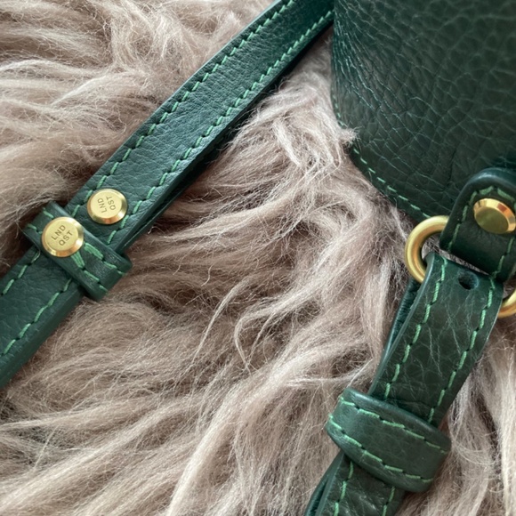 Lindquist Small Cyl in Pine - Picture 3 of 7